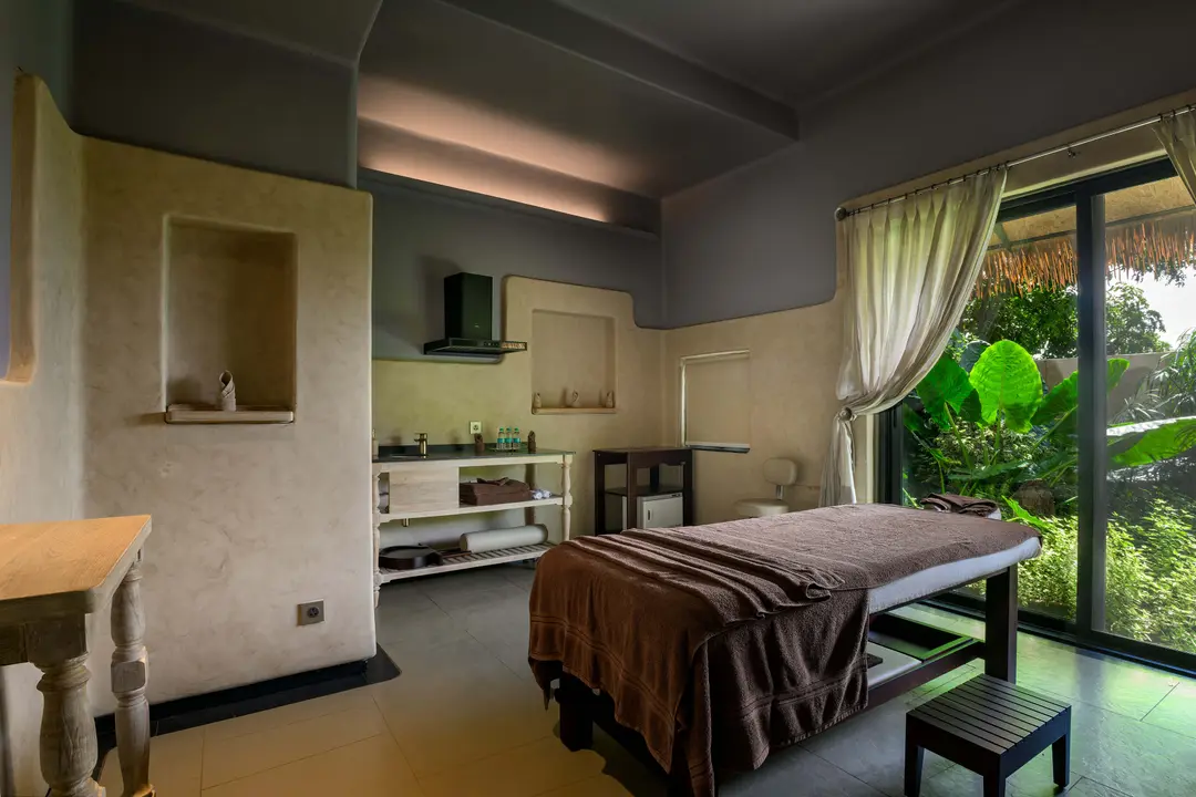ayurveda-room Ayuram Therapy Room at Swastik Ayu Vihar Dedicated Suites with Traditional Set-ups for Authentic Luxury Ayurveda Therapies Near Mumbai.